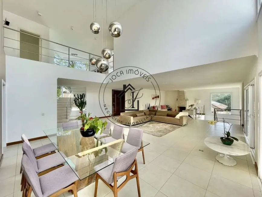 Casa de Condomínio com 4 quartos à venda, 1182m2 em Palos Verdes, Carapicuiba - SP - imagem 8 Foto 8 de Casa de Condomínio com 4 quartos à venda, 1182m2 em Palos Verdes, Carapicuiba - SP