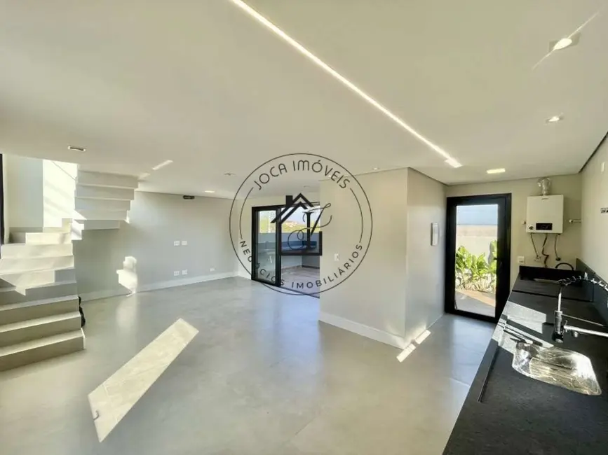 Foto 9 de Casa de Condomínio com 3 quartos à venda, 126m2 em Sítio Boa Vista, Cotia - SP