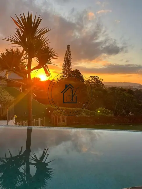 Foto 4 de Casa de Condomínio com 4 quartos para alugar, 1500m2 em Nova Fazendinha, Carapicuiba - SP