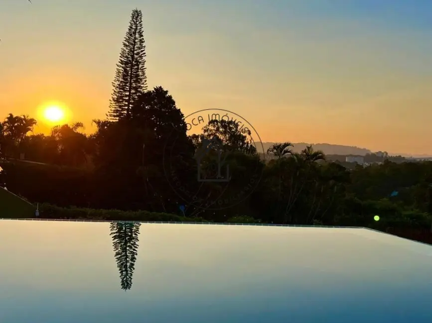 Foto 5 de Casa de Condomínio com 4 quartos para alugar, 1500m2 em Nova Fazendinha, Carapicuiba - SP