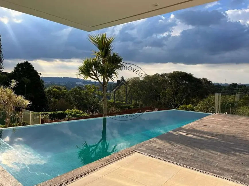 Foto 2 de Casa de Condomínio com 4 quartos para alugar, 1500m2 em Nova Fazendinha, Carapicuiba - SP