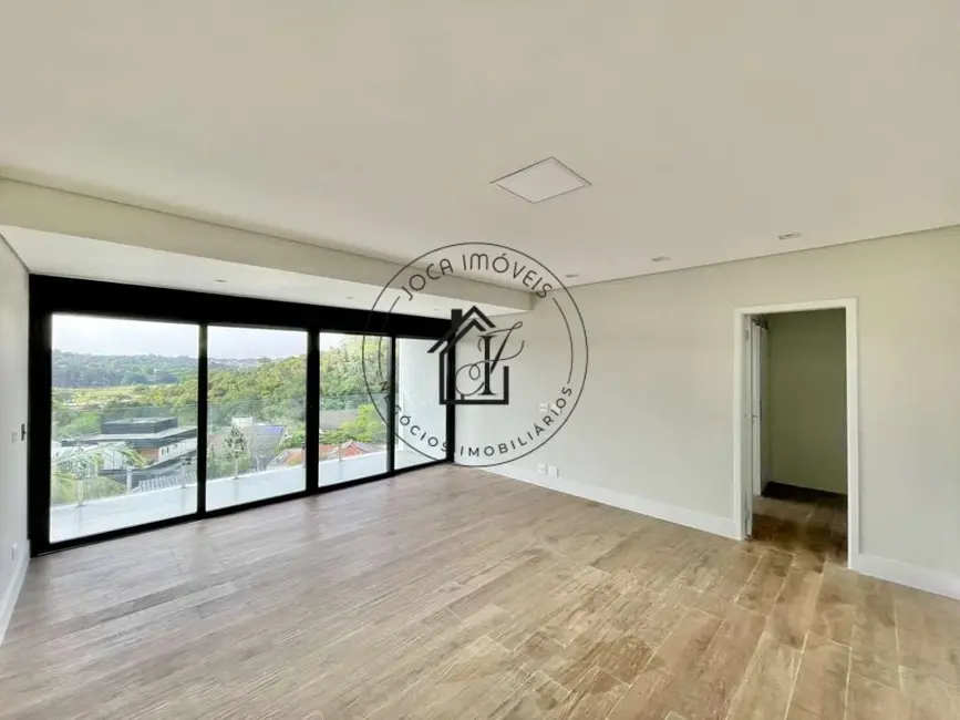 Casa de Condomínio com 4 quartos à venda, 363m2 em São Paulo II, Cotia - SP - imagem 6 Foto 6 de Casa de Condomínio com 4 quartos à venda, 363m2 em São Paulo II, Cotia - SP