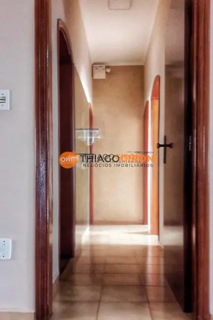 Casa com 3 quartos para alugar, 176m2 em Planalto, Aracatuba - SP - imagem 5 Foto 5 de Casa com 3 quartos para alugar, 176m2 em Planalto, Aracatuba - SP