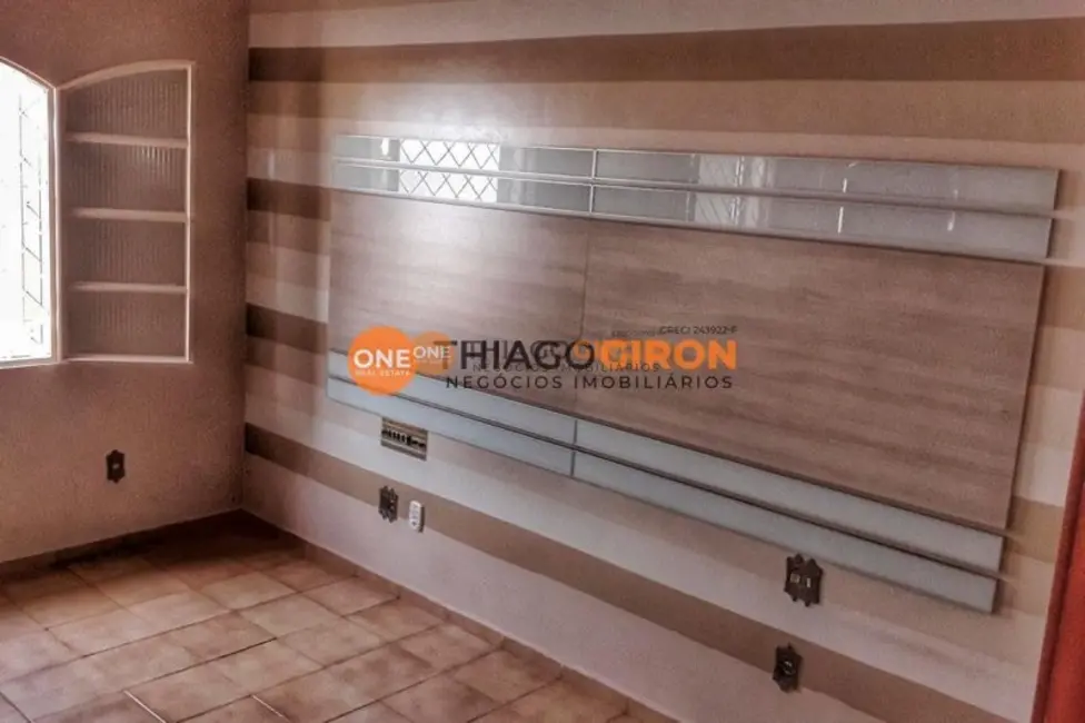 Casa com 3 quartos para alugar, 176m2 em Planalto, Aracatuba - SP - imagem 3 Foto 3 de Casa com 3 quartos para alugar, 176m2 em Planalto, Aracatuba - SP