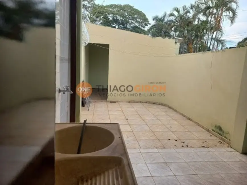 Casa com 3 quartos à venda, 250m2 em Umuarama, Aracatuba - SP - imagem 5 Foto 5 de Casa com 3 quartos à venda, 250m2 em Umuarama, Aracatuba - SP
