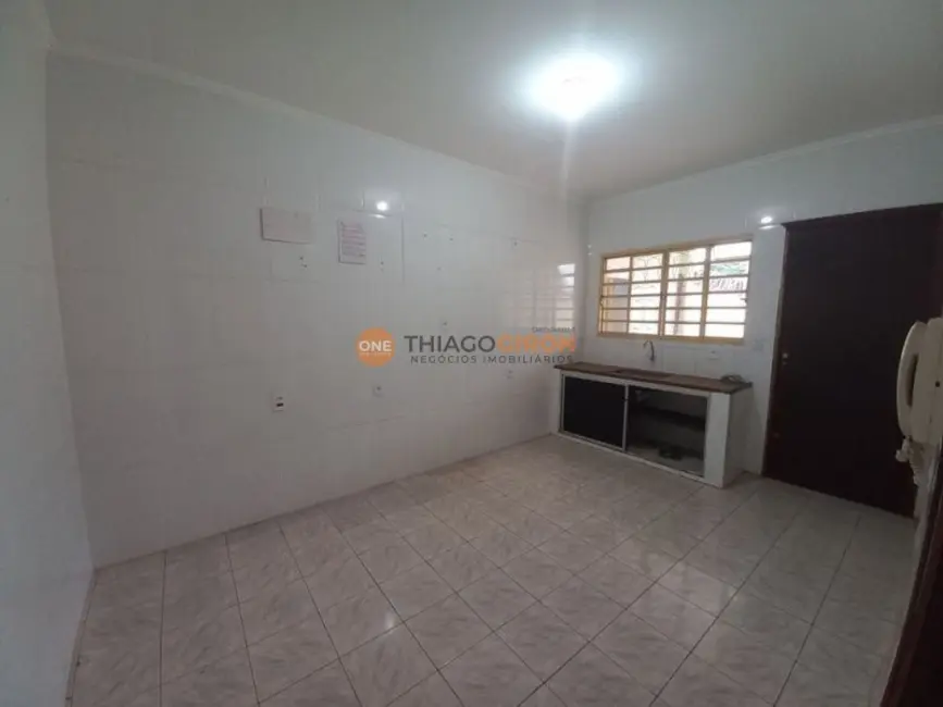 Casa com 3 quartos à venda, 250m2 em Umuarama, Aracatuba - SP - imagem 3 Foto 3 de Casa com 3 quartos à venda, 250m2 em Umuarama, Aracatuba - SP