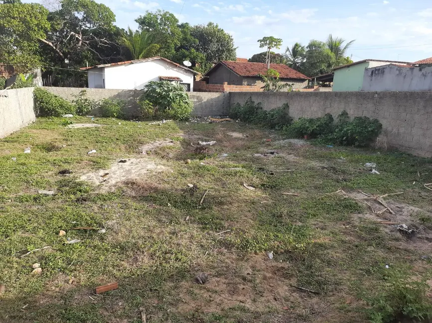 Foto 1 de Terreno / Lote à venda, 252m2 em Tibau Do Sul - RN
