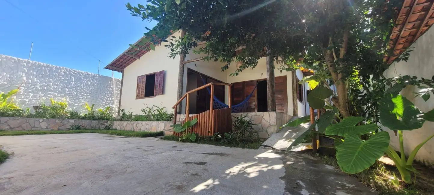 Foto 1 de Casa com 2 quartos para alugar, 250m2 em Tibau Do Sul - RN