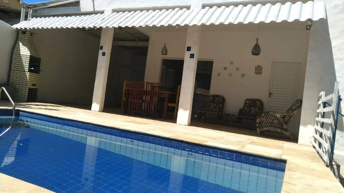 Foto 4 de Casa com 6 quartos à venda, 344m2 em Centro, Tibau Do Sul - RN