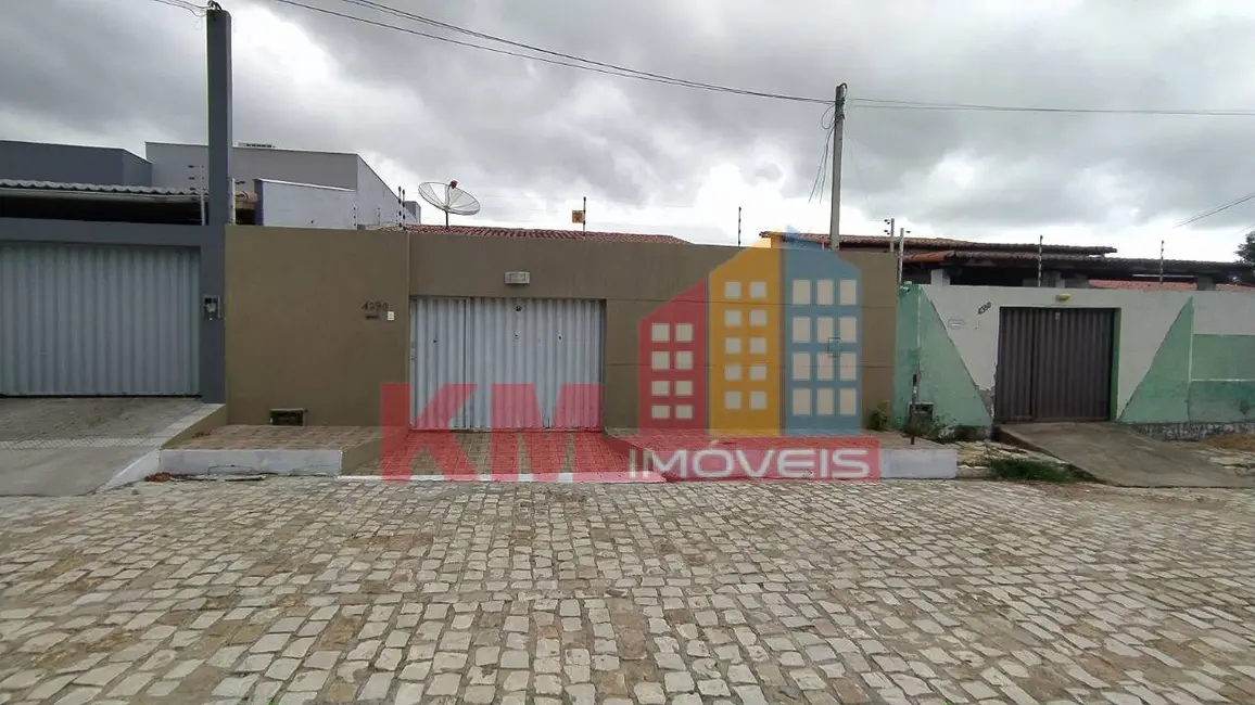 Foto 2 de Casa com 2 quartos à venda, 200m2 em Nova Betânia, Mossoro - RN