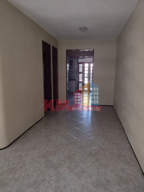 Casa com 3 quartos à venda, 186m2 em Centro, Aracati - CE - imagem 3 Foto 3 de Casa com 3 quartos à venda, 186m2 em Centro, Aracati - CE