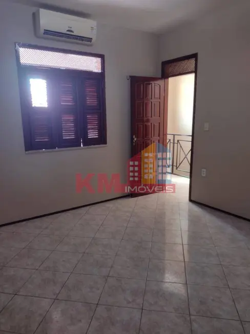 Casa com 3 quartos à venda, 186m2 em Centro, Aracati - CE - imagem 6 Foto 6 de Casa com 3 quartos à venda, 186m2 em Centro, Aracati - CE