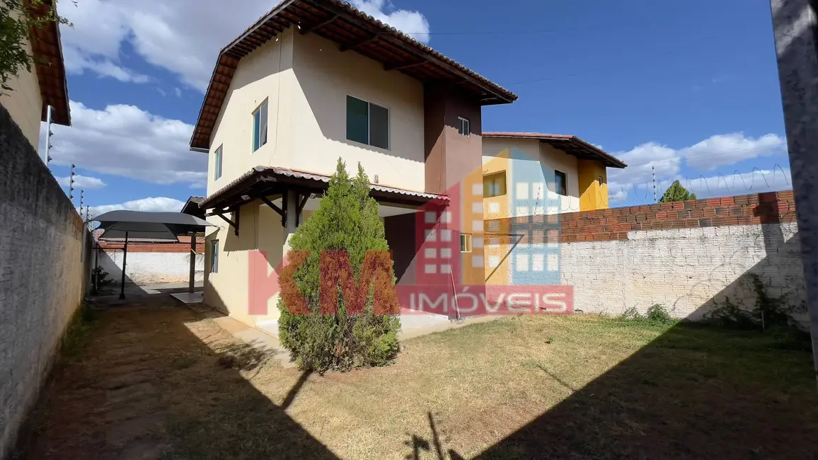 Foto 1 de Casa com 2 quartos à venda, 151m2 em Santa Delmira, Mossoro - RN