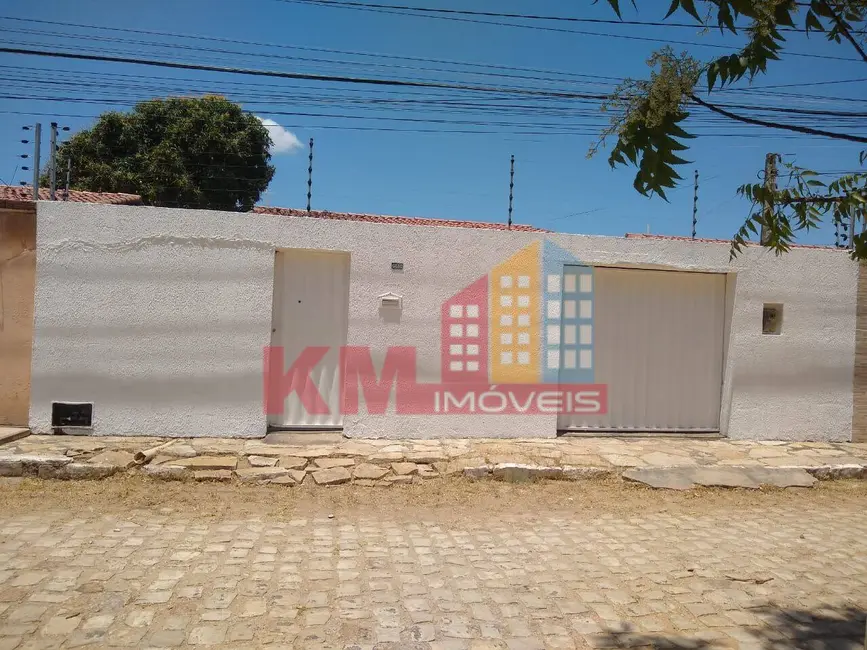 Foto 1 de Casa com 2 quartos à venda, 141m2 em Bela Vista, Mossoro - RN