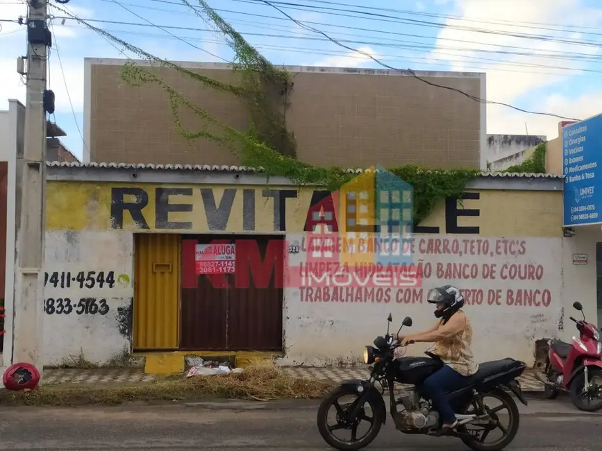 Foto 1 de Casa com 3 quartos à venda e para alugar, 157m2 em Centro, Mossoro - RN