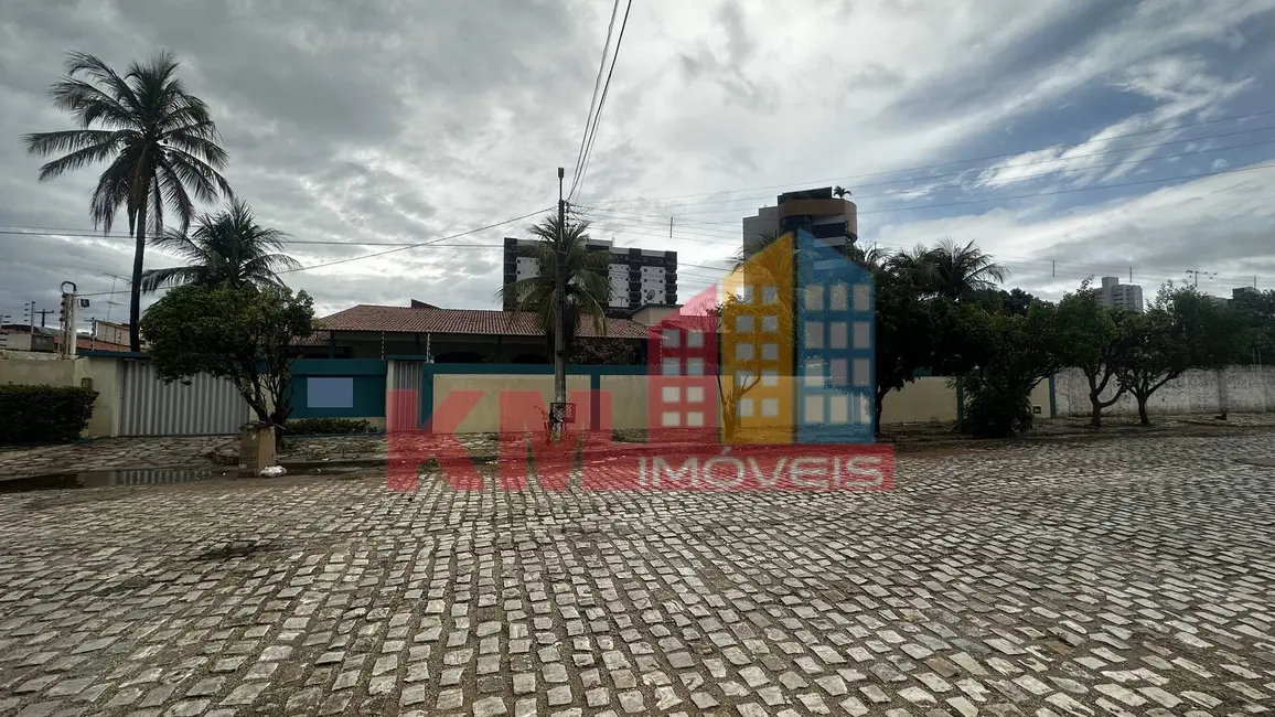 Foto 2 de Casa com 4 quartos à venda, 400m2 em Nova Betânia, Mossoro - RN