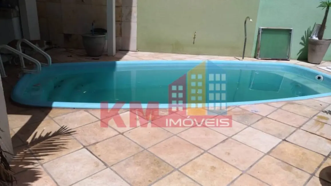 Foto 3 de Casa com 6 quartos à venda, 330m2 em Alto de São Manoel, Mossoro - RN