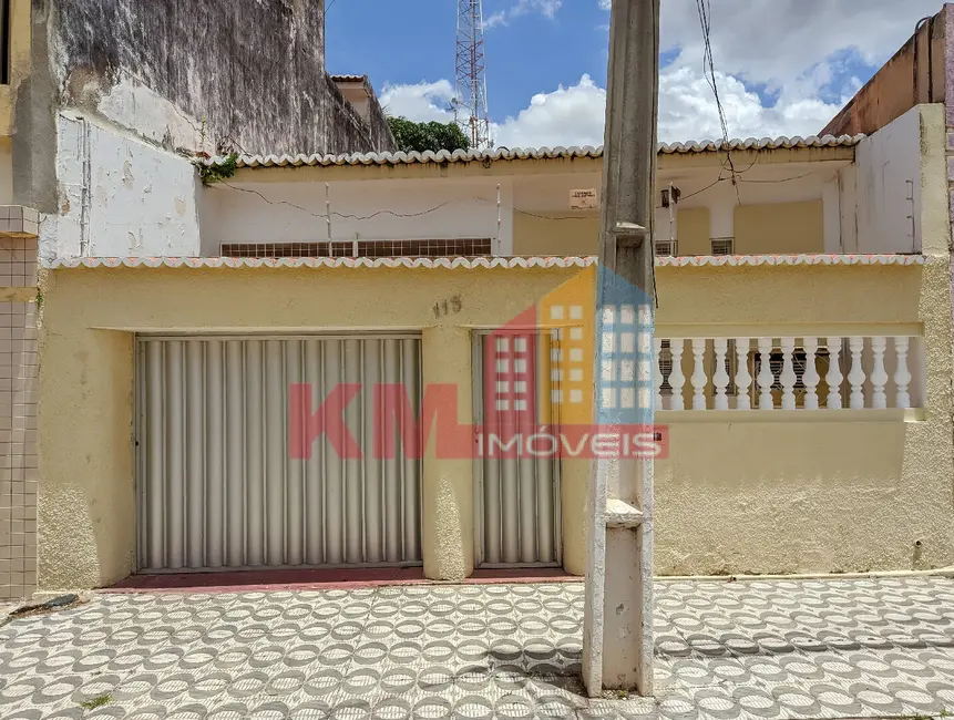 Foto 1 de Casa com 3 quartos à venda, 184m2 em Paredões, Mossoro - RN