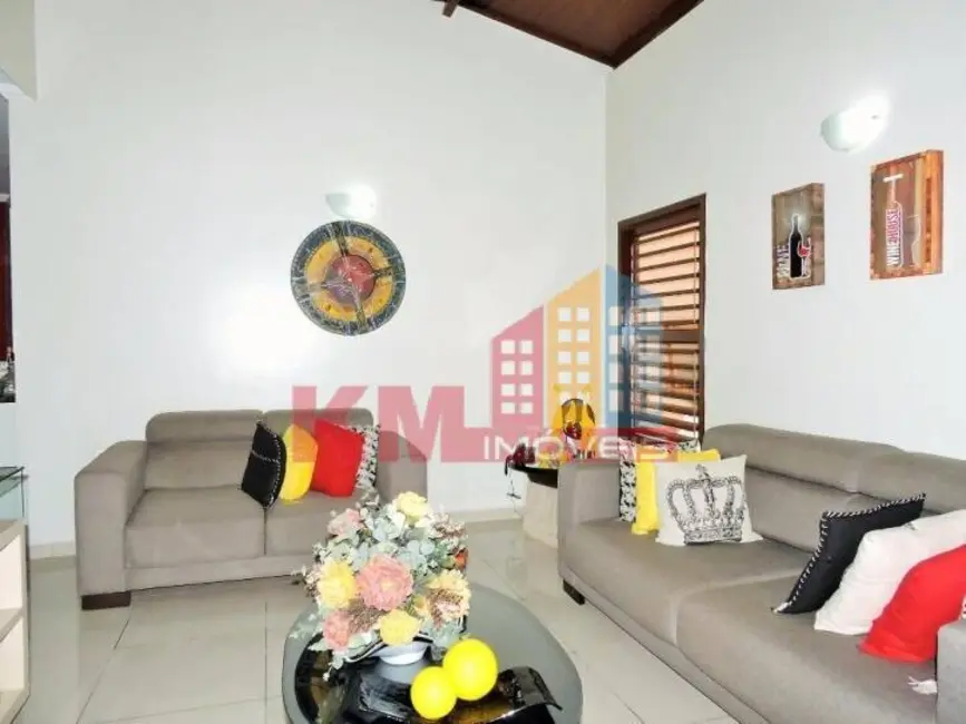 Foto 3 de Casa com 3 quartos à venda, 240m2 em Presidente Costa e Silva, Mossoro - RN