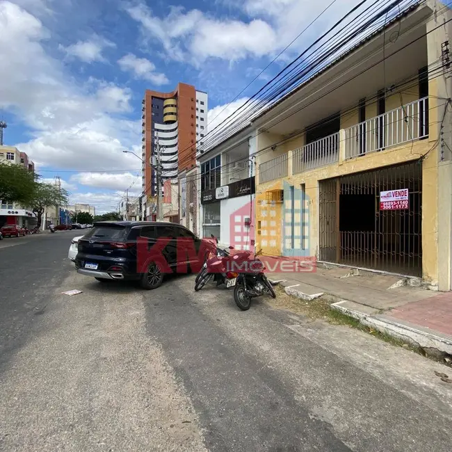 Foto 2 de Casa com 4 quartos à venda, 270m2 em Centro, Mossoro - RN