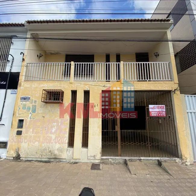 Foto 1 de Casa com 4 quartos à venda, 270m2 em Centro, Mossoro - RN