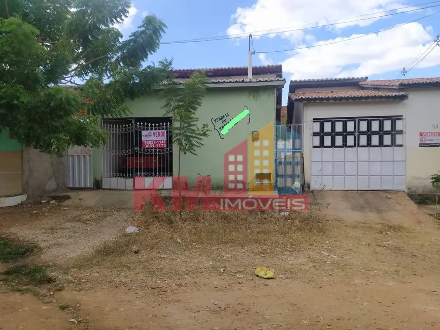 Foto 1 de Casa com 2 quartos à venda, 105m2 em Santa Delmira, Mossoro - RN