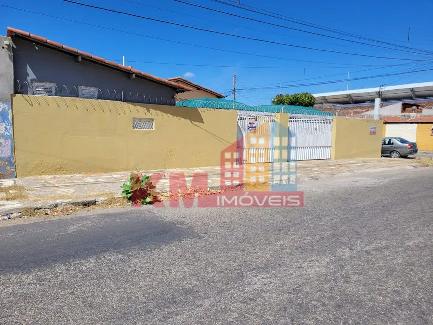 Foto 1 de Casa com 6 quartos à venda, 360m2 em Santo Antônio, Mossoro - RN