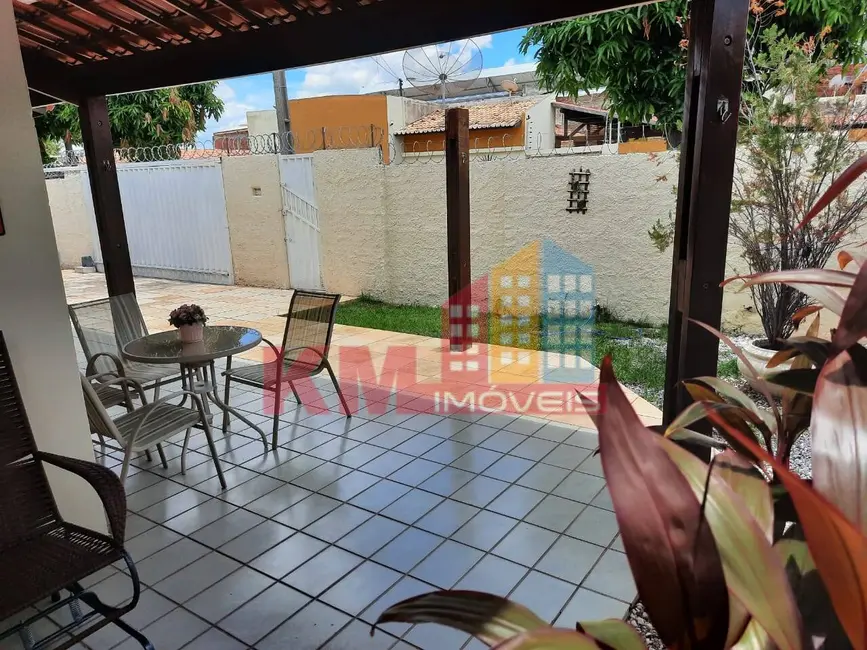 Foto 5 de Casa com 6 quartos à venda, 360m2 em Santo Antônio, Mossoro - RN