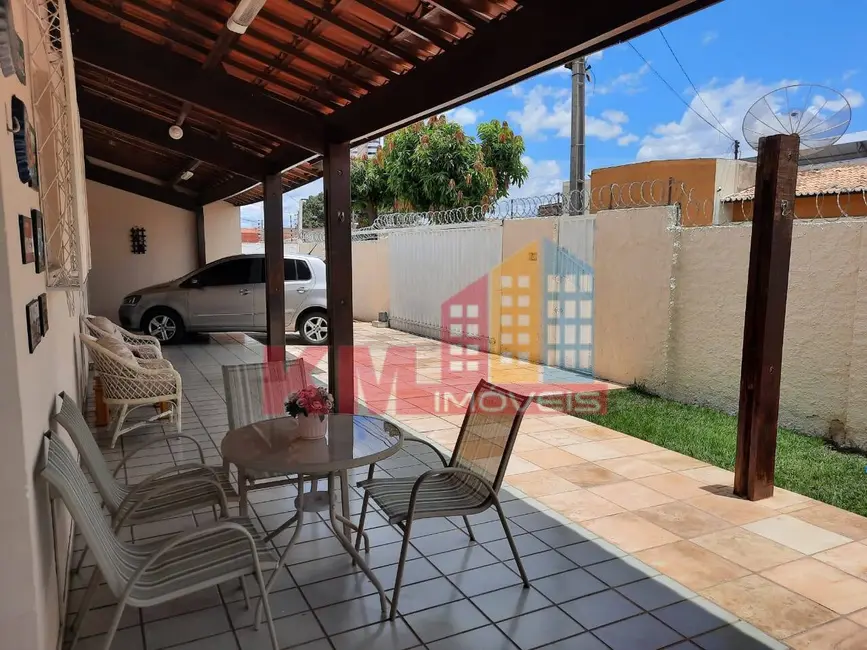 Foto 8 de Casa com 6 quartos à venda, 360m2 em Santo Antônio, Mossoro - RN