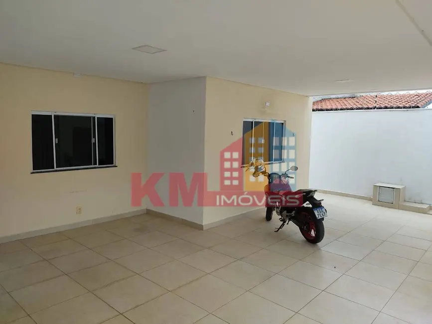 Foto 2 de Casa com 4 quartos à venda, 205m2 em Itapetinga, Mossoro - RN