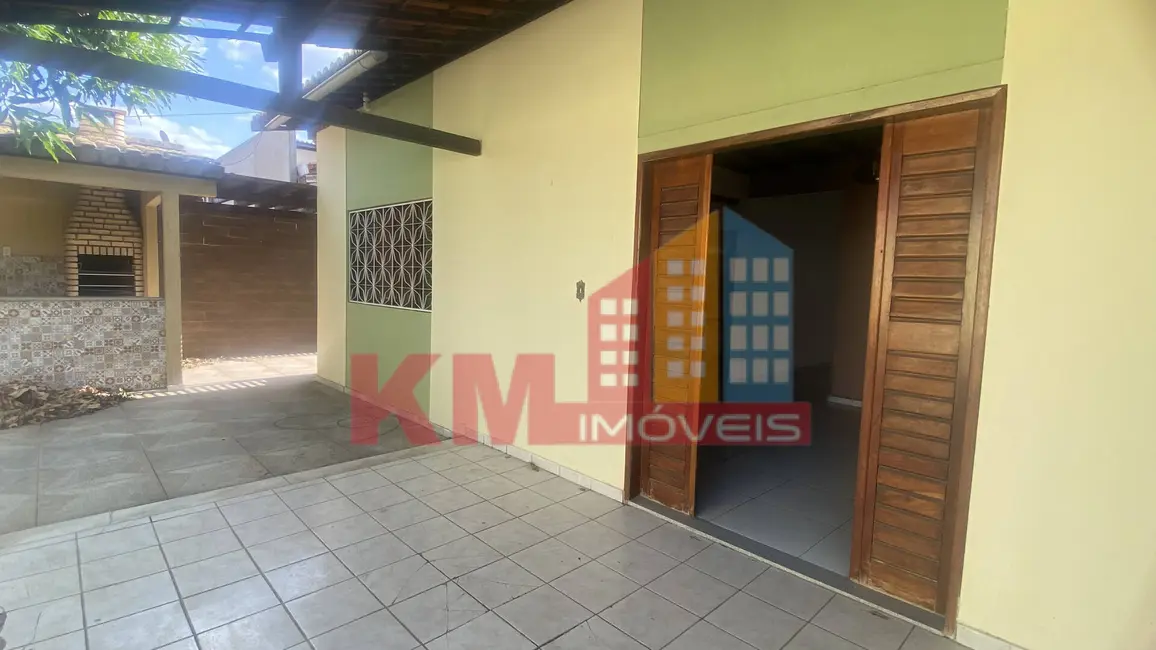 Foto 1 de Casa com 4 quartos à venda, 360m2 em Aeroporto, Mossoro - RN