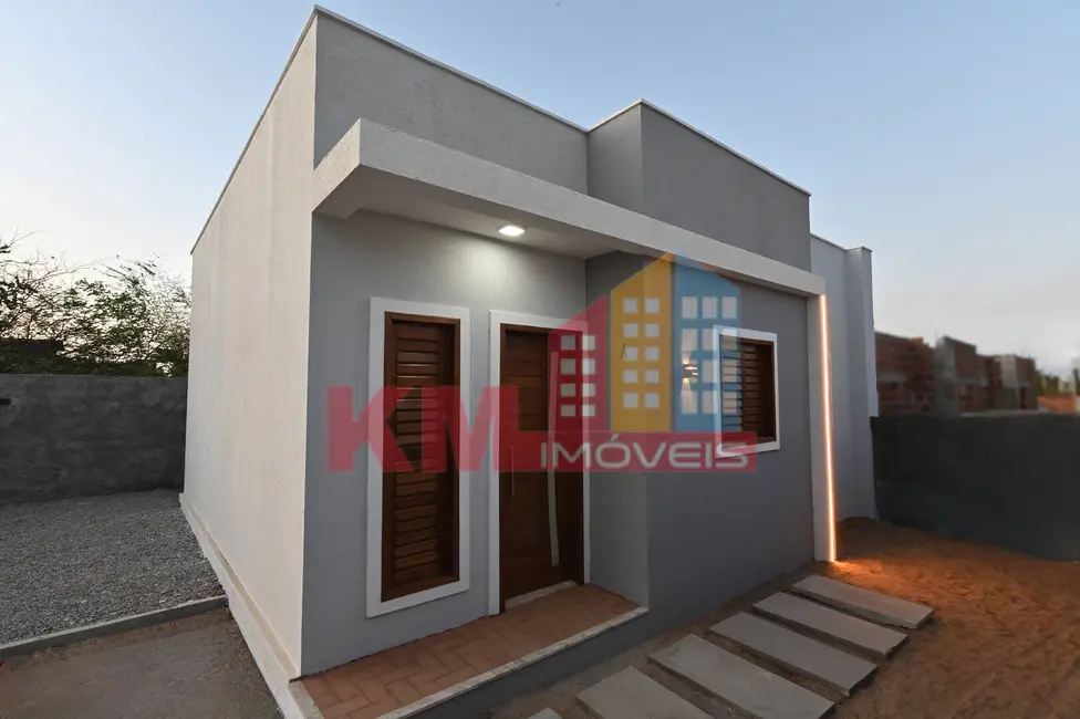 Foto 1 de Casa de Condomínio com 2 quartos à venda, 58m2 em Santa Delmira, Mossoro - RN