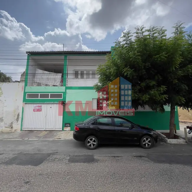 Foto 1 de Casa com 6 quartos à venda, 360m2 em Centro, Mossoro - RN