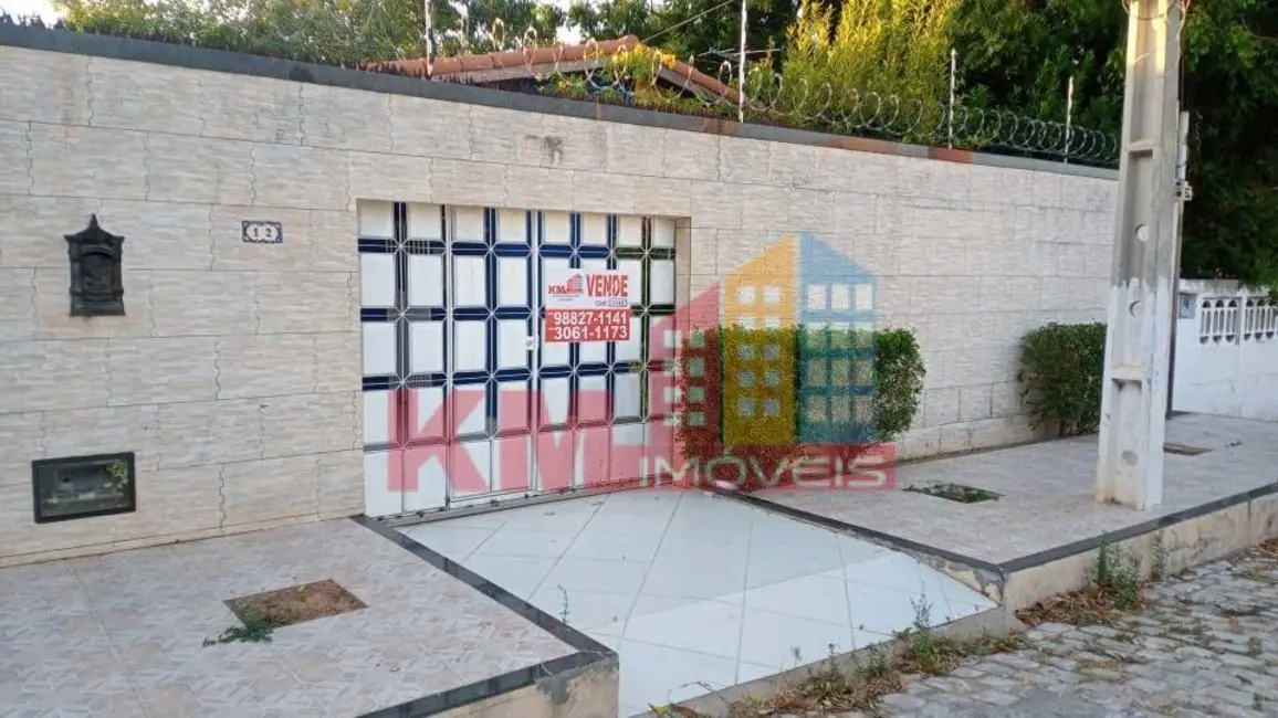 Foto 1 de Casa com 3 quartos à venda em Presidente Costa e Silva, Mossoro - RN