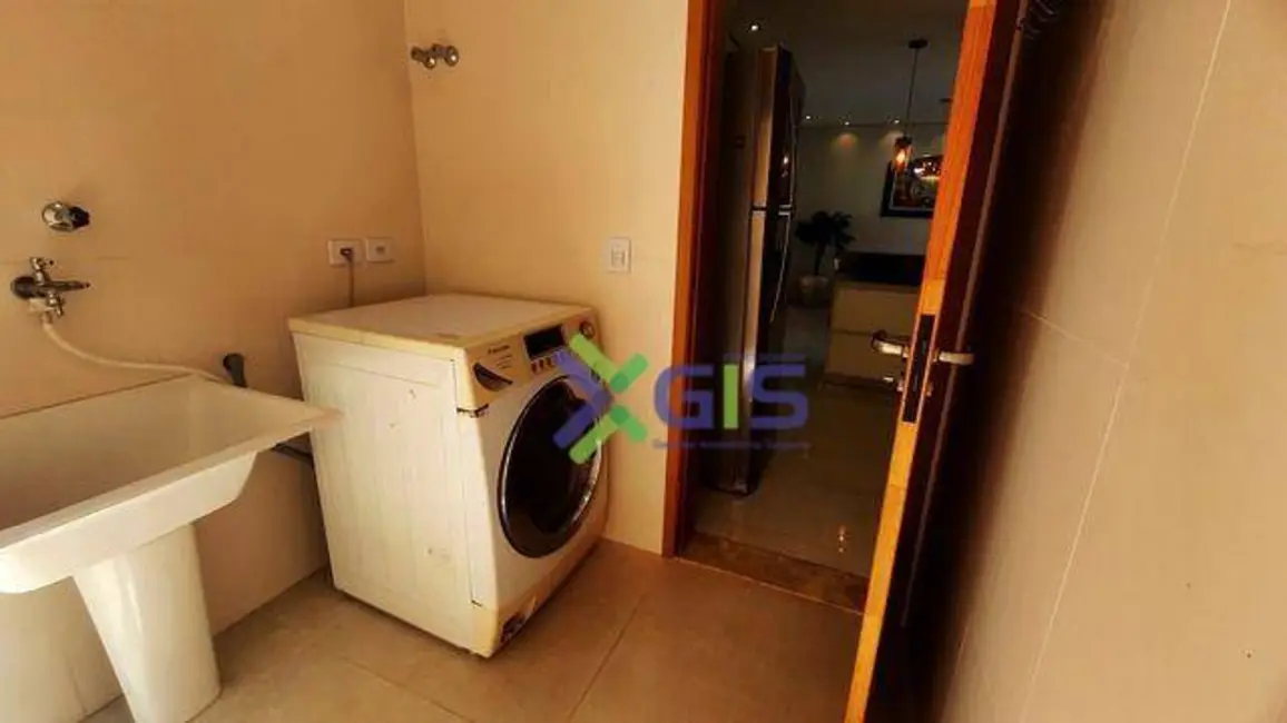 Casa de Condomínio com 3 quartos à venda, 250m2 em Atibaia - SP - imagem 9 Foto 9 de Casa de Condomínio com 3 quartos à venda, 250m2 em Atibaia - SP