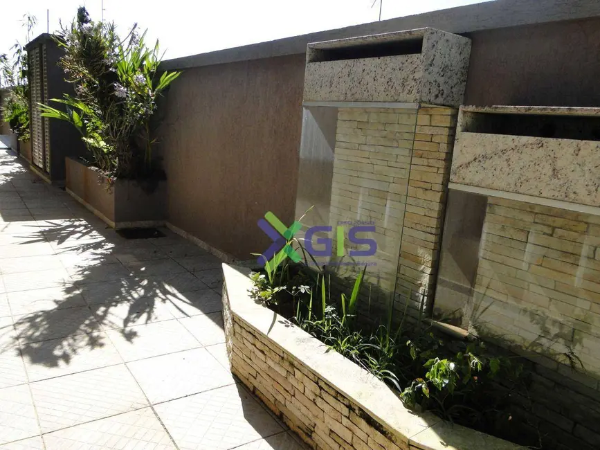 Foto 3 de Casa com 3 quartos à venda, 1000m2 em Vila Santista, Atibaia - SP