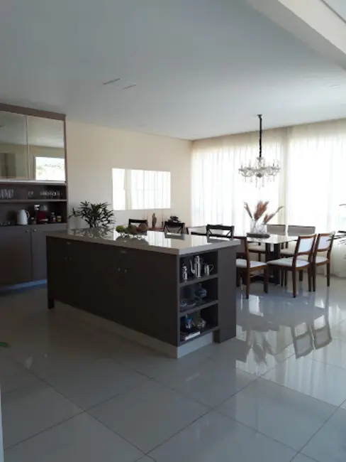 Foto 7 de Casa com 3 quartos à venda, 1532m2 em Centro, Atibaia - SP