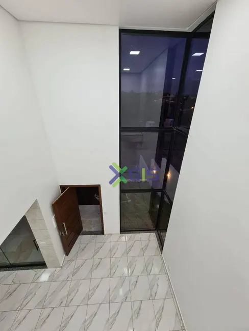 Foto 9 de Casa com 3 quartos à venda, 200m2 em Bom Jesus Dos Perdoes - SP