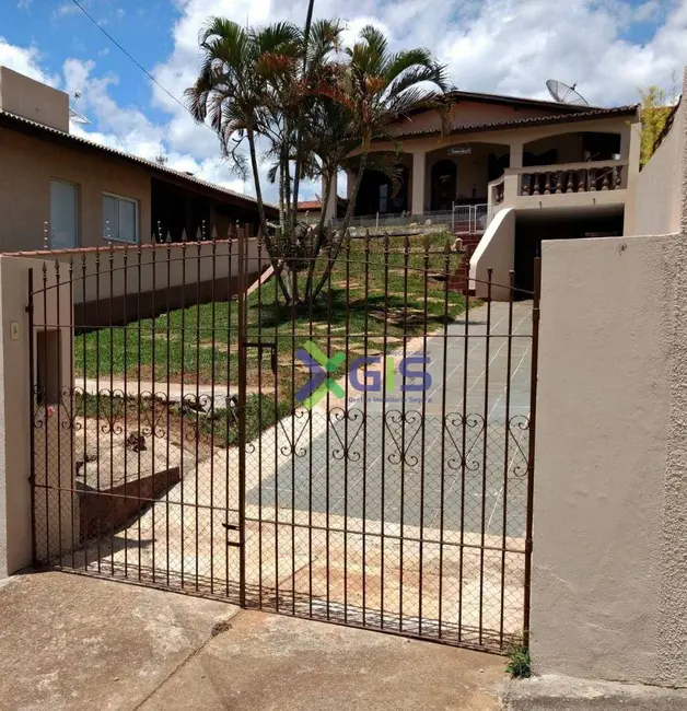Foto 3 de Casa com 3 quartos à venda, 455m2 em Bom Jesus Dos Perdoes - SP
