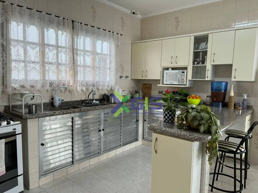 Foto 4 de Casa com 4 quartos à venda, 500m2 em Vila Esperia ou Giglio, Atibaia - SP