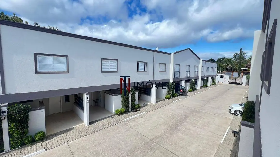 Foto 2 de Casa de Condomínio com 2 quartos para alugar, 100m2 em Jardim Estância Brasil, Atibaia - SP