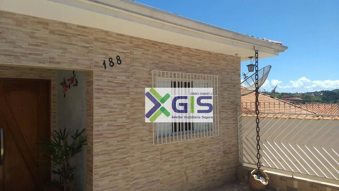 Foto 2 de Casa com 3 quartos à venda, 250m2 em Centro, Bom Jesus Dos Perdoes - SP