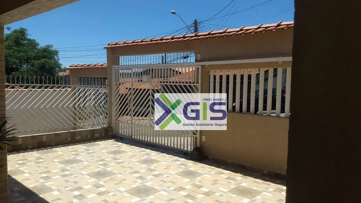 Foto 4 de Casa com 3 quartos à venda, 250m2 em Centro, Bom Jesus Dos Perdoes - SP