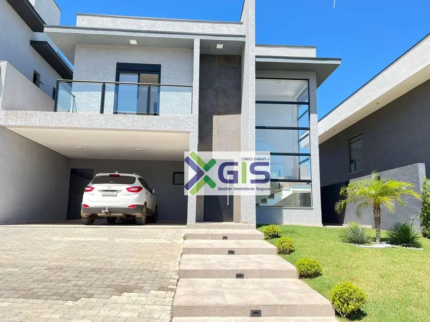 Foto 1 de Casa com 3 quartos à venda, 300m2 em Atibaia - SP