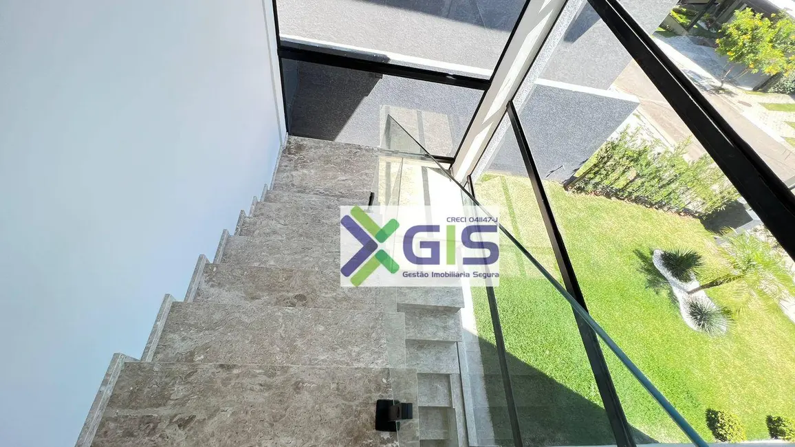 Foto 8 de Casa com 3 quartos à venda, 300m2 em Atibaia - SP