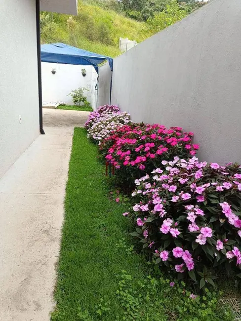 Foto 2 de Casa com 2 quartos à venda, 210m2 em Bom Jesus Dos Perdoes - SP