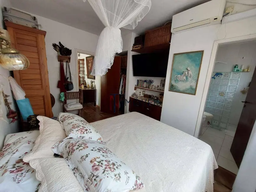 Foto 5 de Casa com 3 quartos à venda, 300m2 em Ubatuba - SP