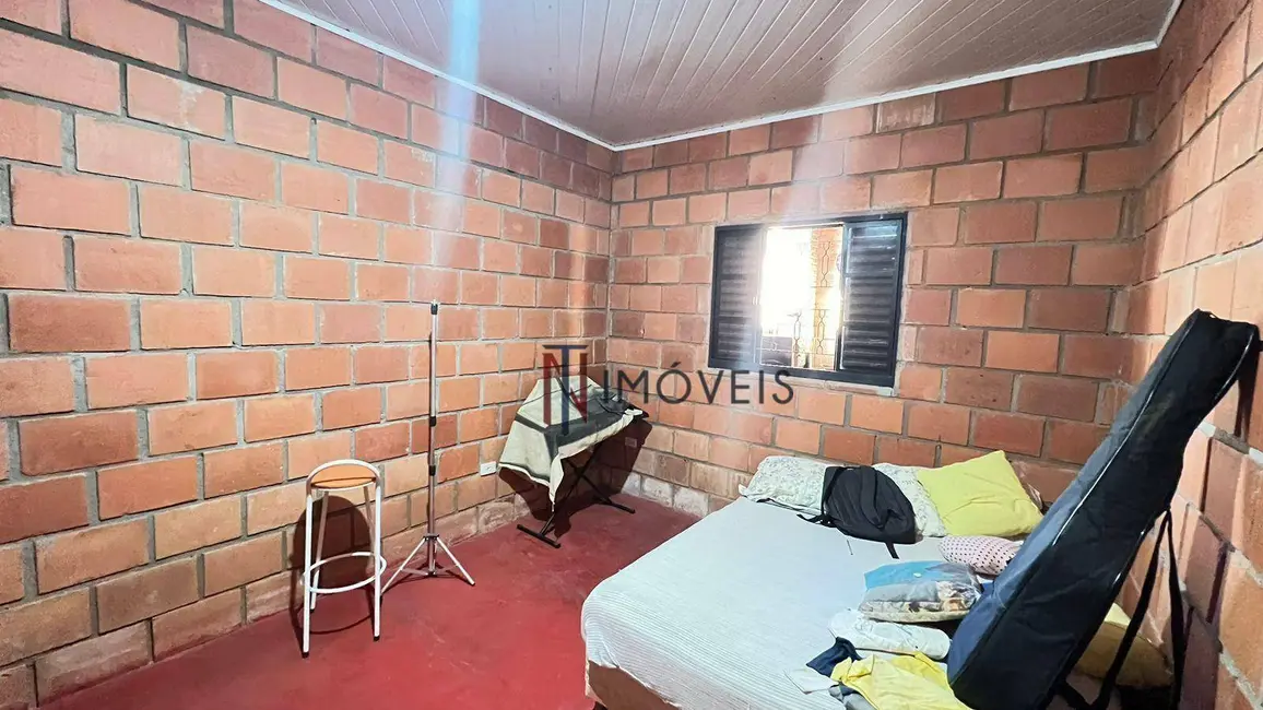 Foto 4 de Chácara com 3 quartos à venda, 2200m2 em Piracaia - SP