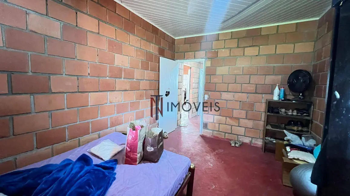 Foto 2 de Chácara com 3 quartos à venda, 2200m2 em Piracaia - SP