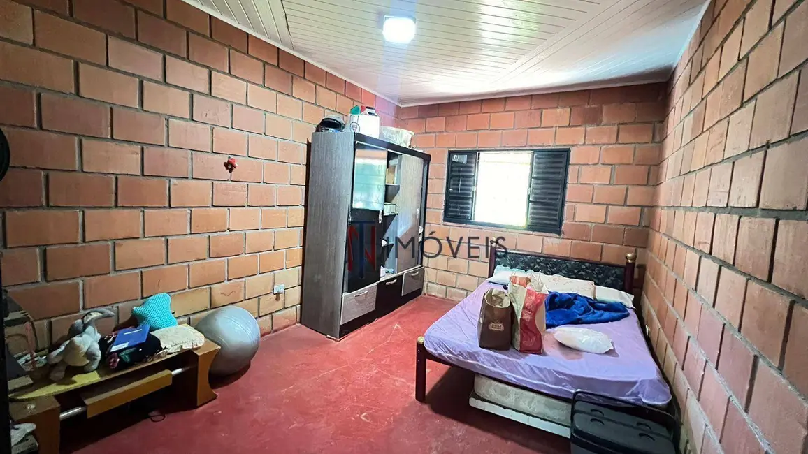 Foto 3 de Chácara com 3 quartos à venda, 2200m2 em Piracaia - SP